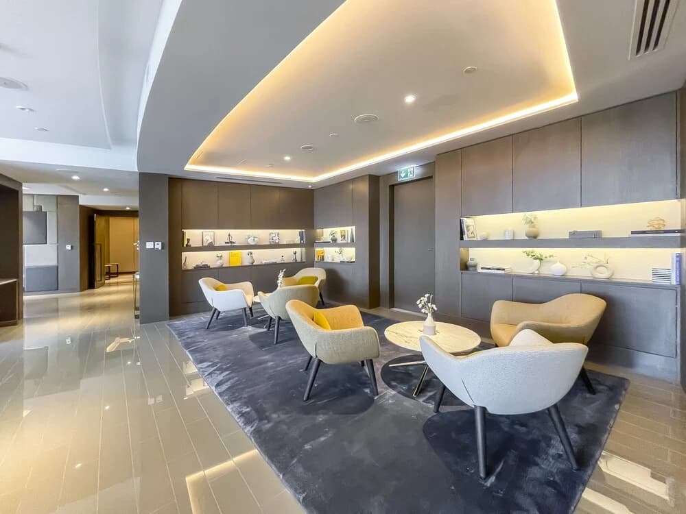 Opera Grand 2BR - Downtown - photo 19