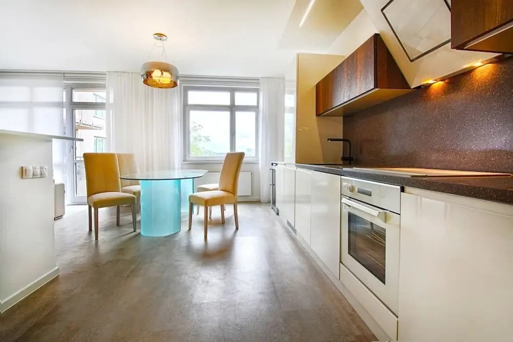 Luxurious apart.with swimming pool - photo 18