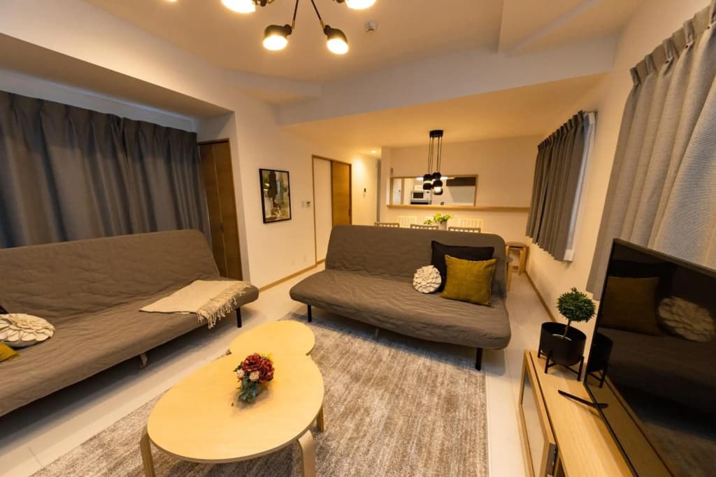 Y's HOTEL KAMEARI - photo 3
