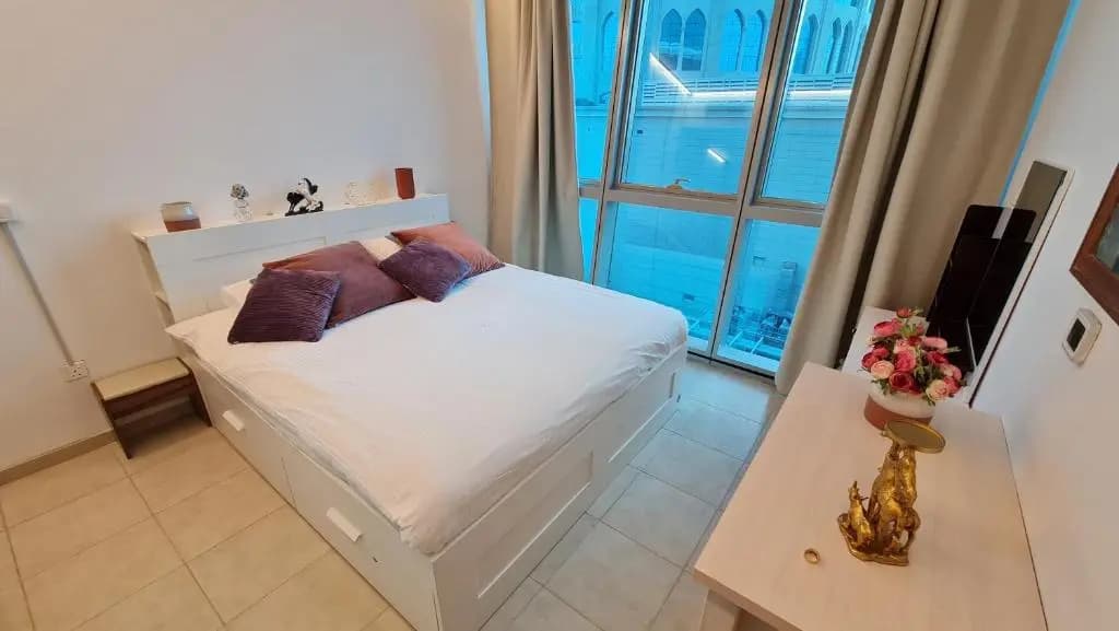 Stunning 3bhk service apartment - photo 3