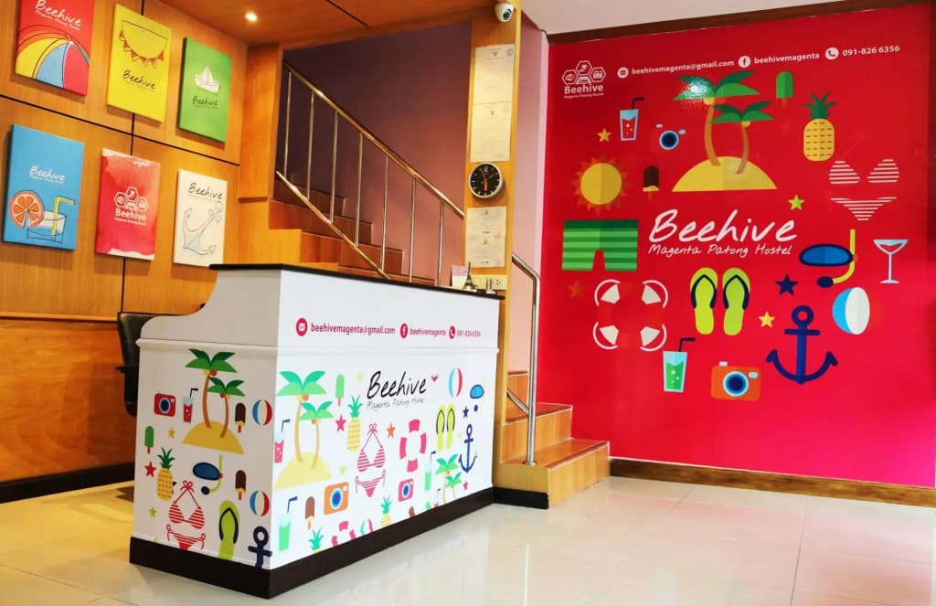 Beehive Magenta Patong Hostel - photo 12
