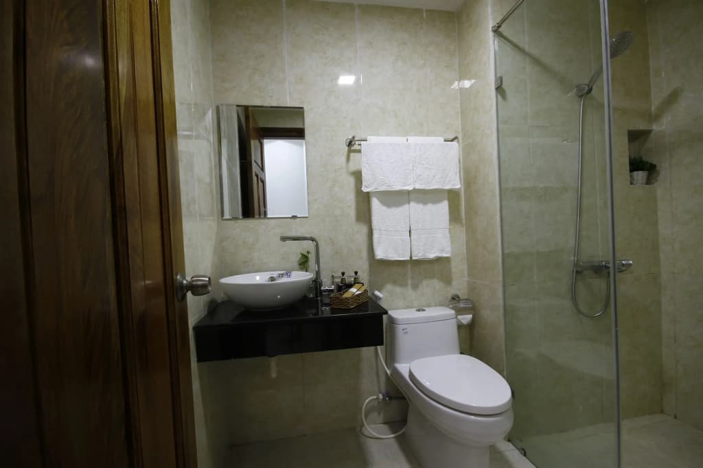 LIS Hotel - photo 8