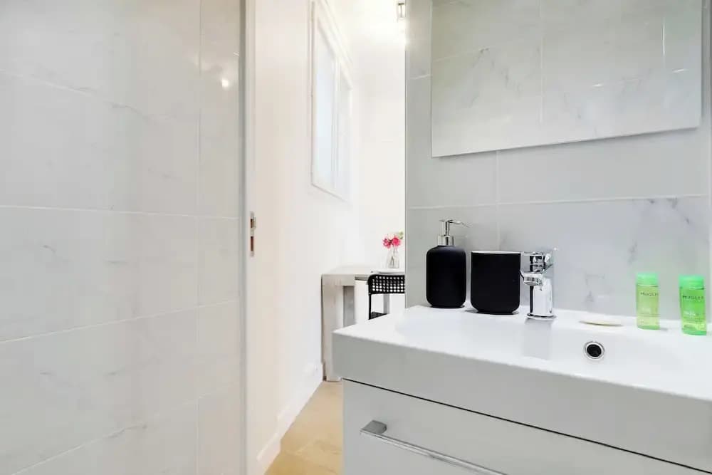 Charming Studio - 2p - Sacre Coeur (Adults Only) - photo 10