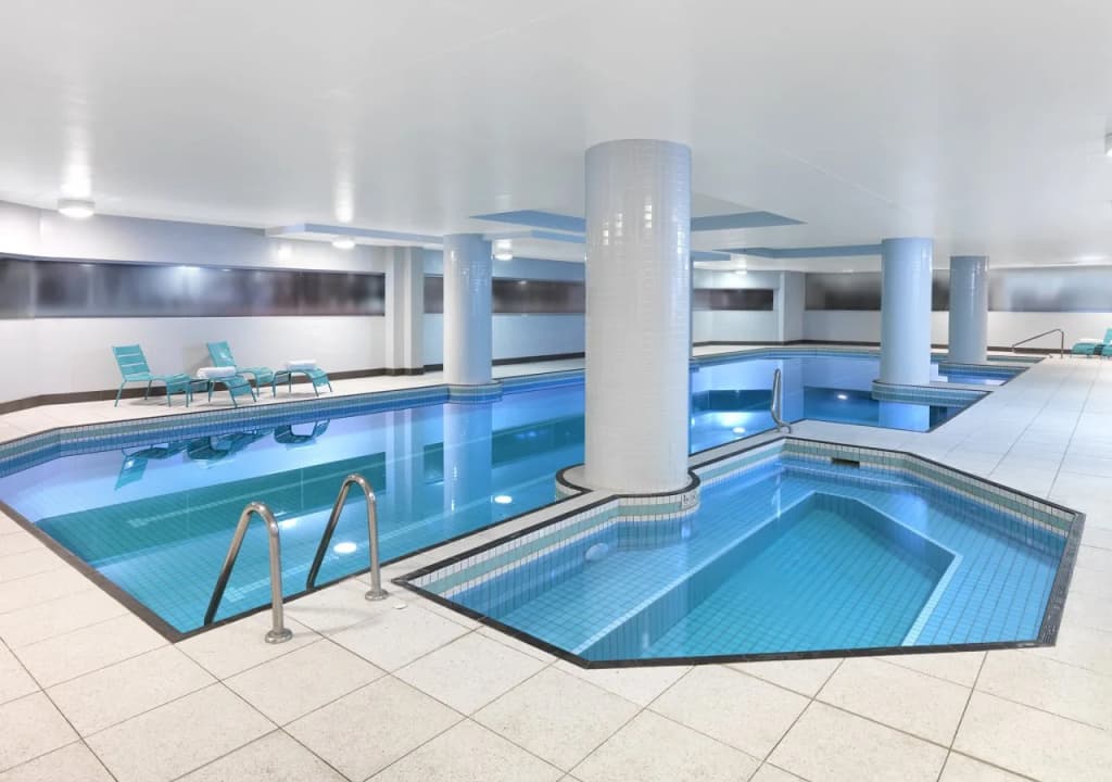 Meriton Suites Bondi Junction - photo 14