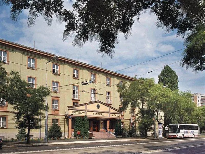 Hotel Ventura - photo 1