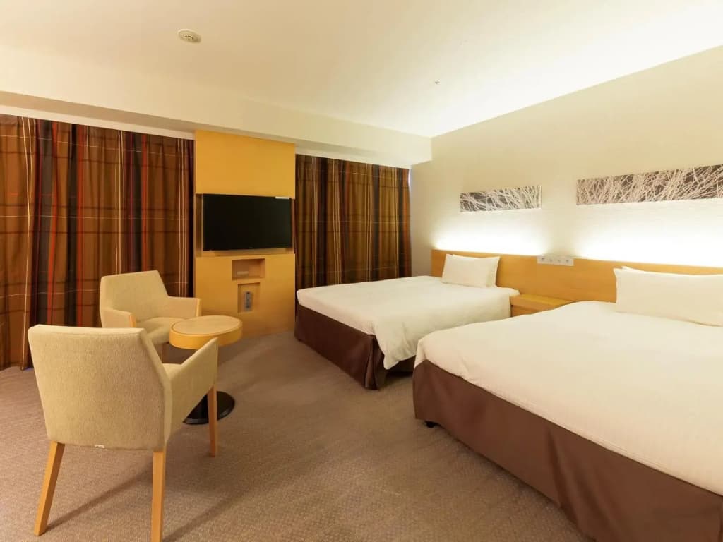 Keihan Kyobashi Grande Hotel - photo 36