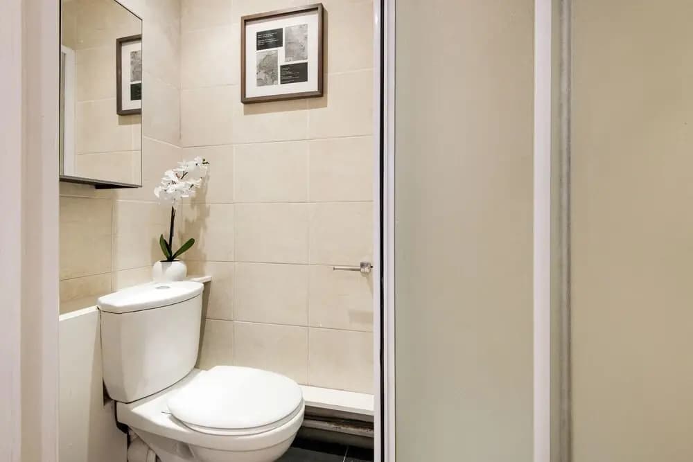 Beautiful Hyde Park Studio Flat - photo 8