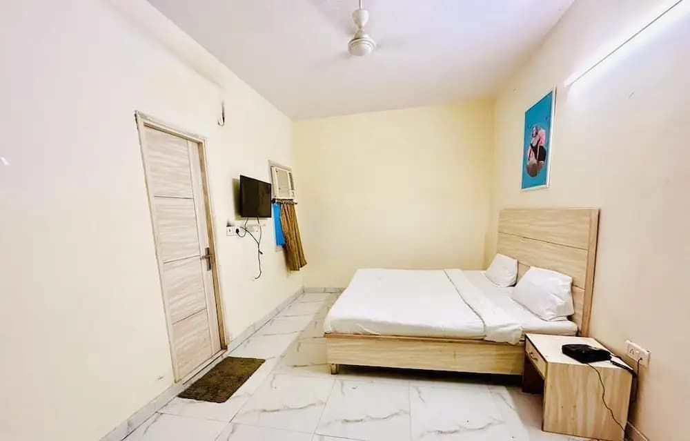 Hotel Green Arrow Rohini - photo 7