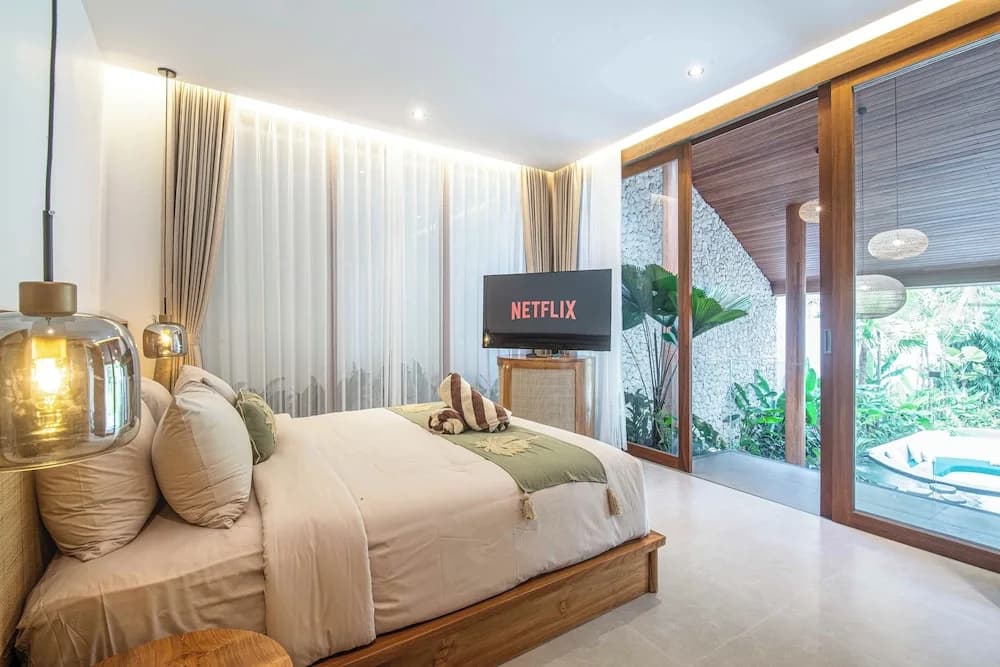 Luxury 2BR Retreat Jungle View Near Ubud Center - photo 5