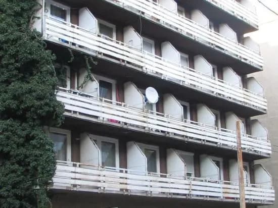 Mary-Ann Non-Stop Apartments - photo 2