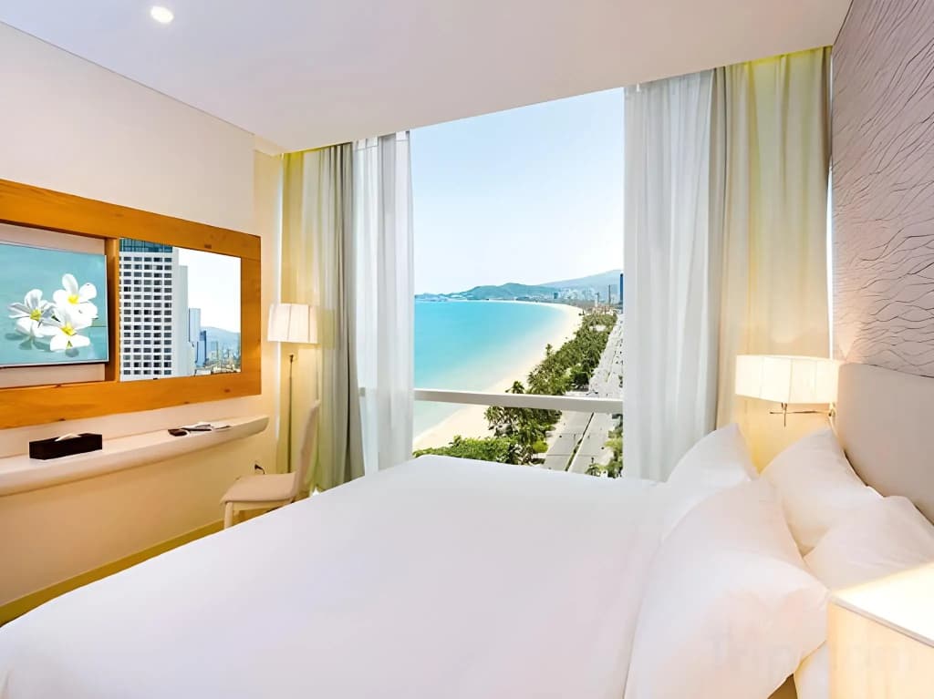 Diamond Bay Hotel - photo 6