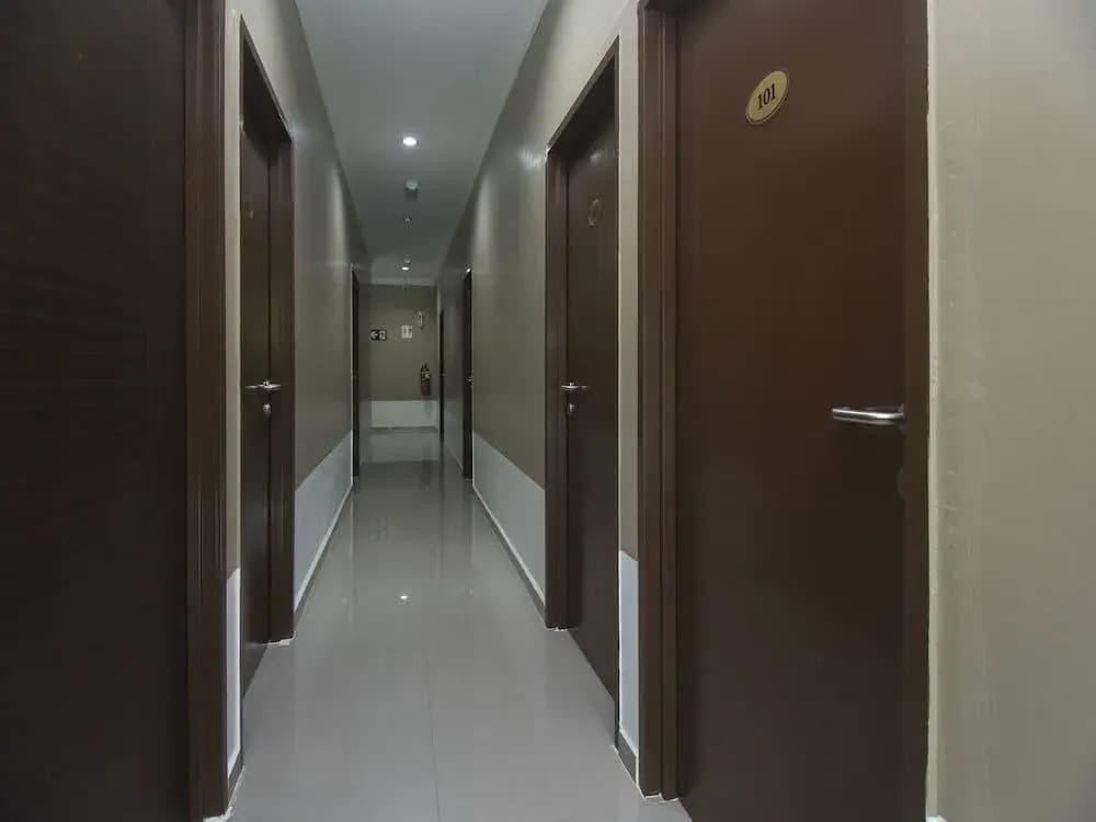 OYO 1180 Village View Motel - photo 12