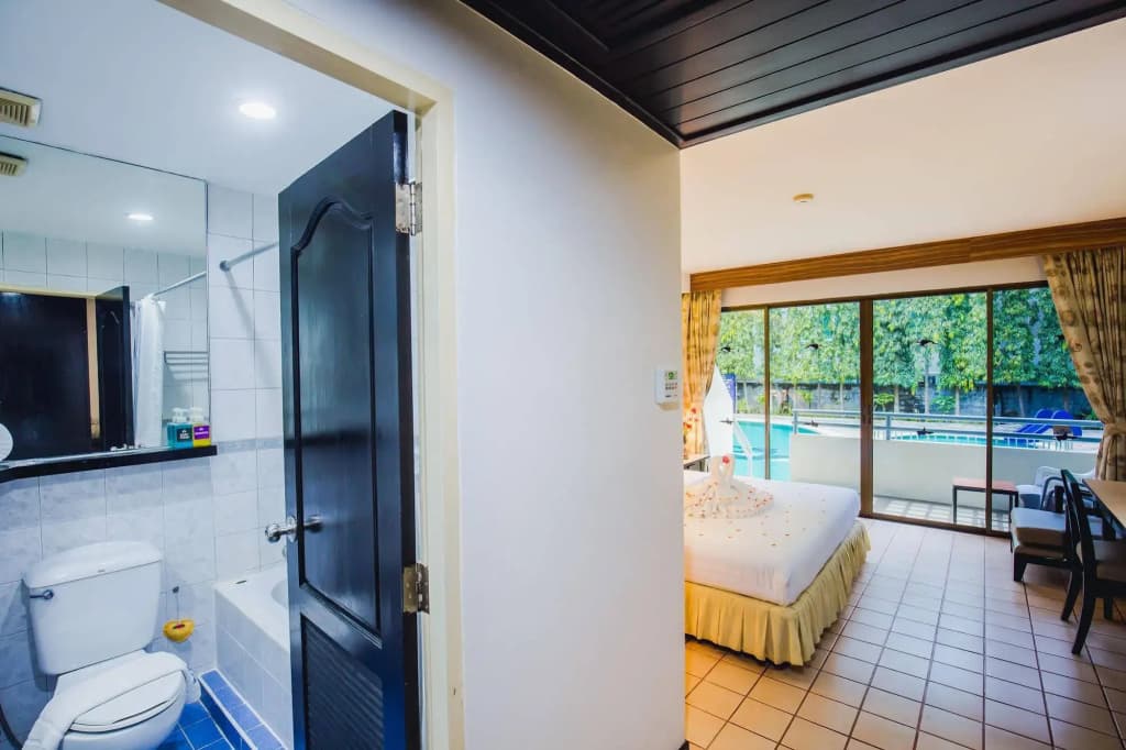 Karon Whale Resort Karon Beach (SHA Certified) - photo 6