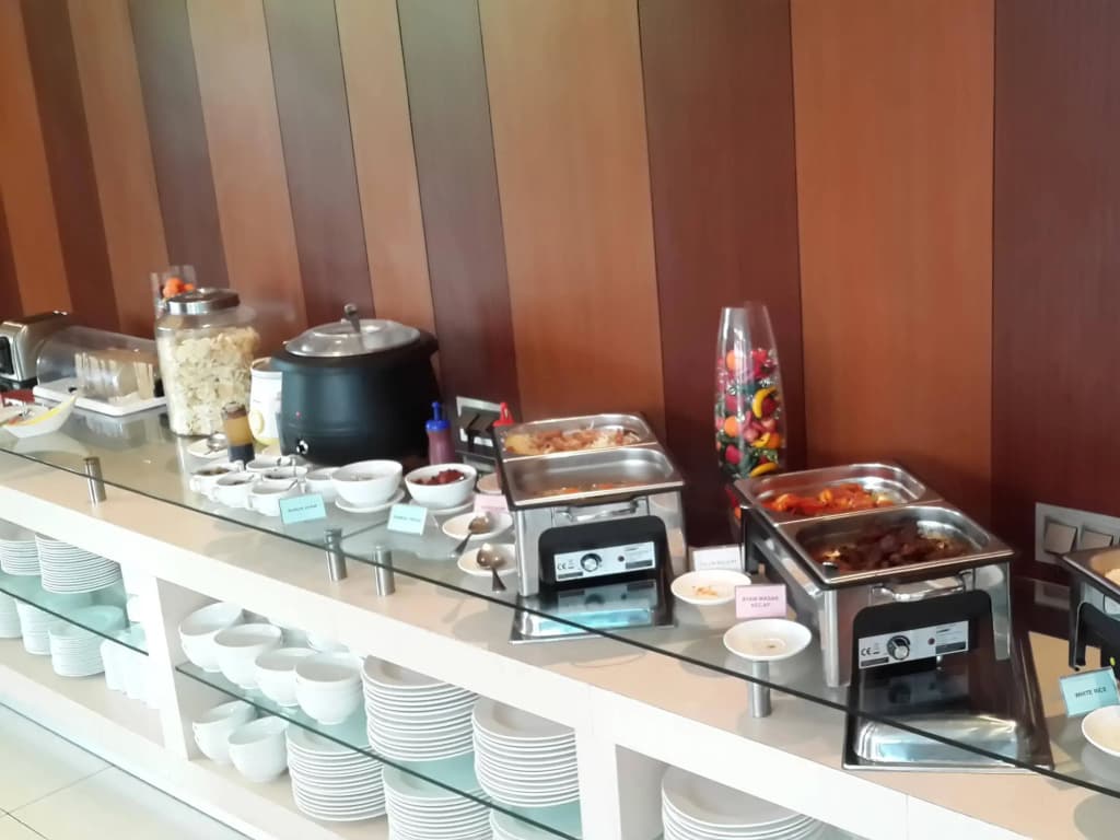 V Hotel Tebet - photo 12