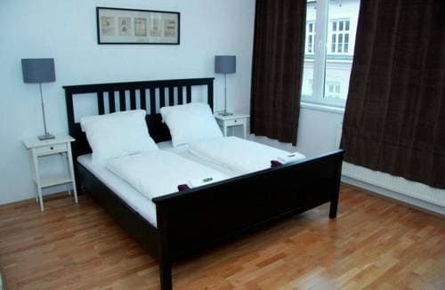 Livingston Apartment Studio - photo 8