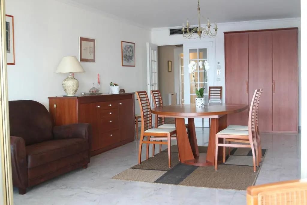 Sea View Apartment - photo 8