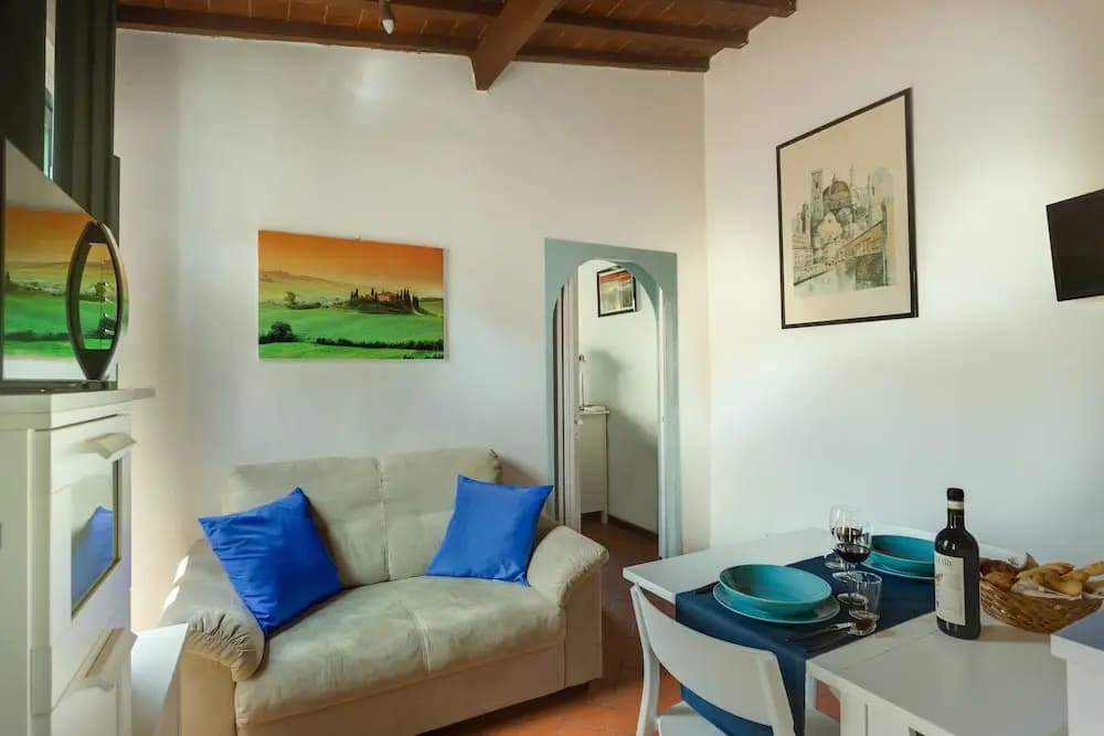 SanGiovanni apt - photo 17
