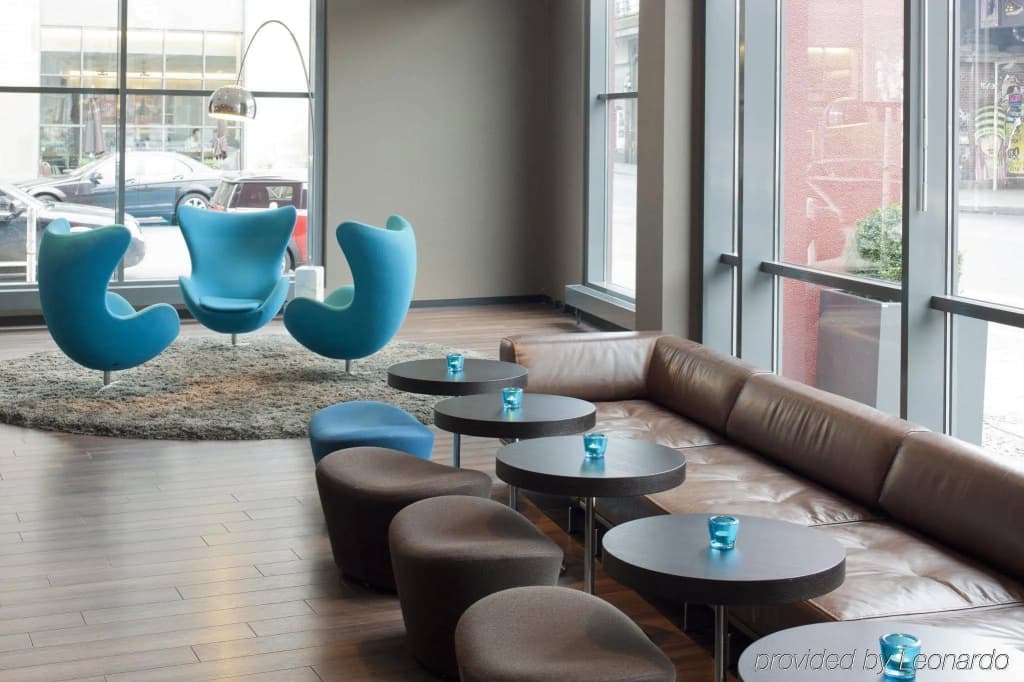 Motel One Berlin-Hackescher Markt - photo 16