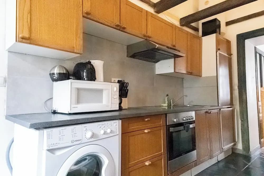 Charming 2BR Apt Near Meidling Station - photo 11