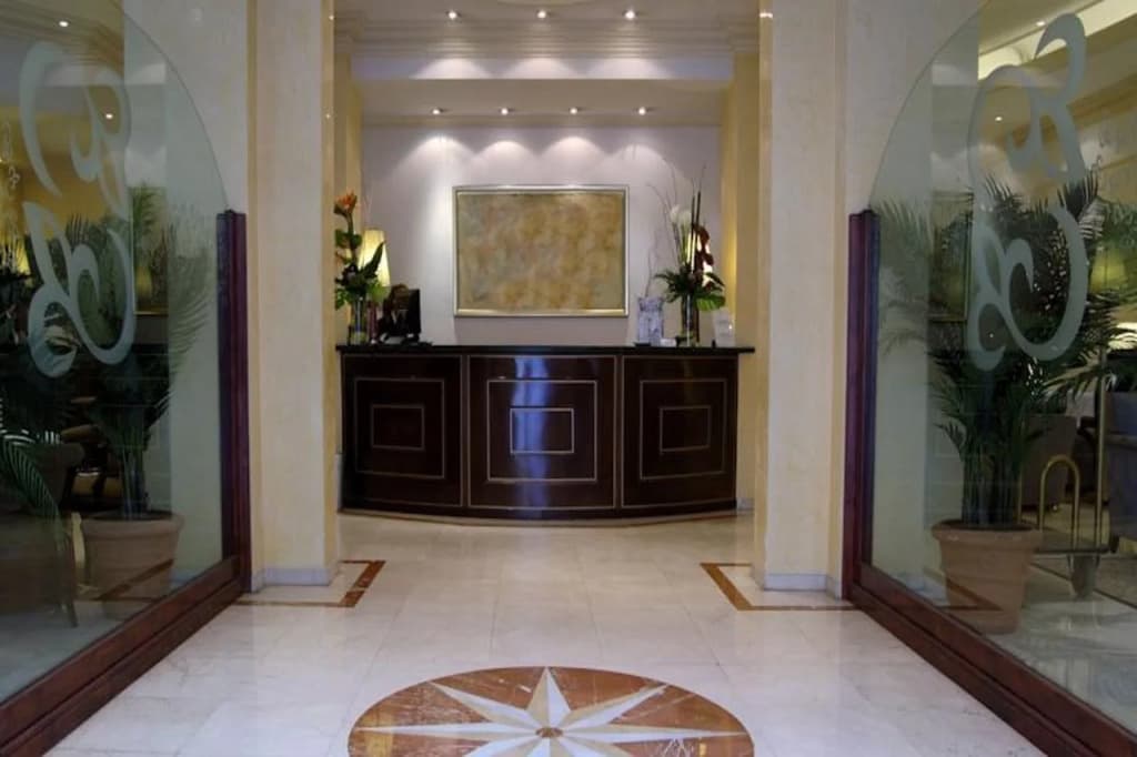 Hotel Roger de Lluria Barcelona - photo 14