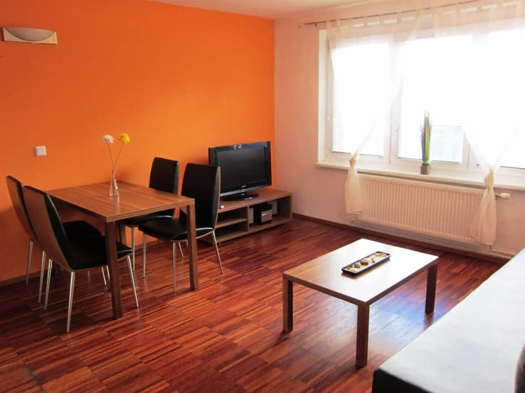 Royal Living Apartments - photo 1