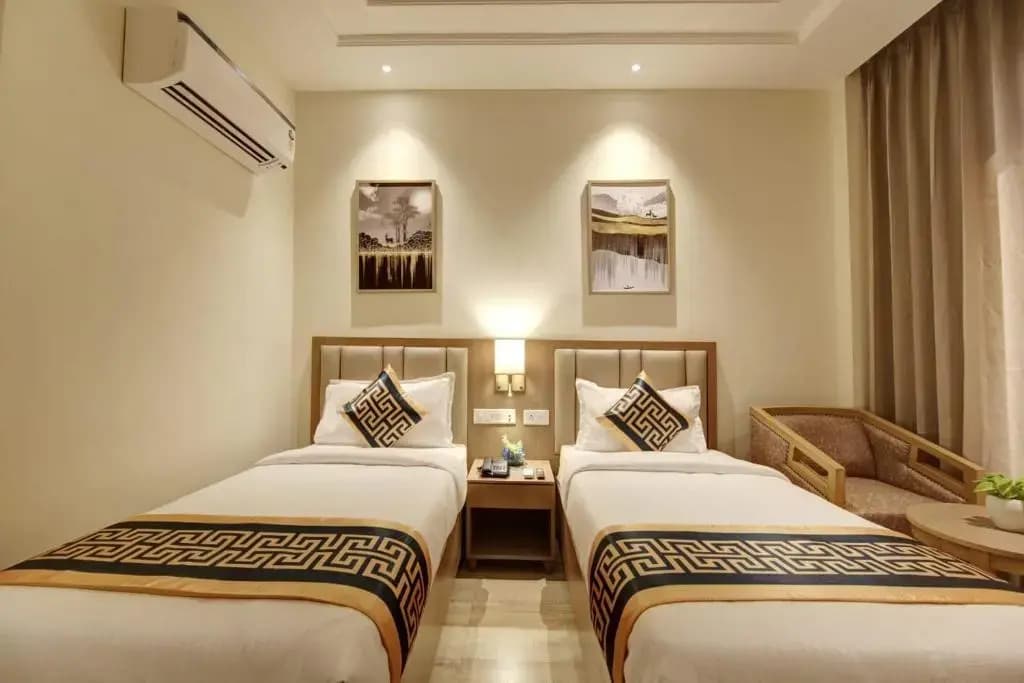Hotels 18 - photo 6