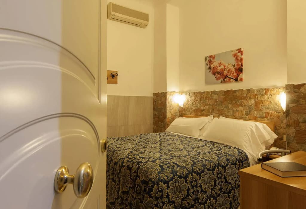 Hotel Camilla Guelfa - photo 4