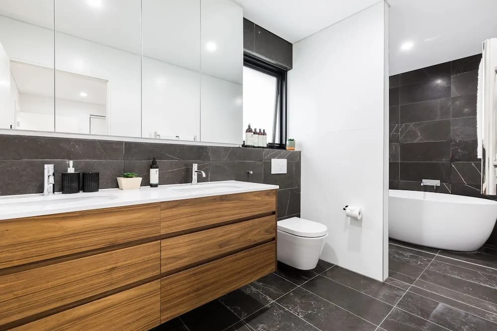Sydney Townhouse with Parking and Deck - photo 8