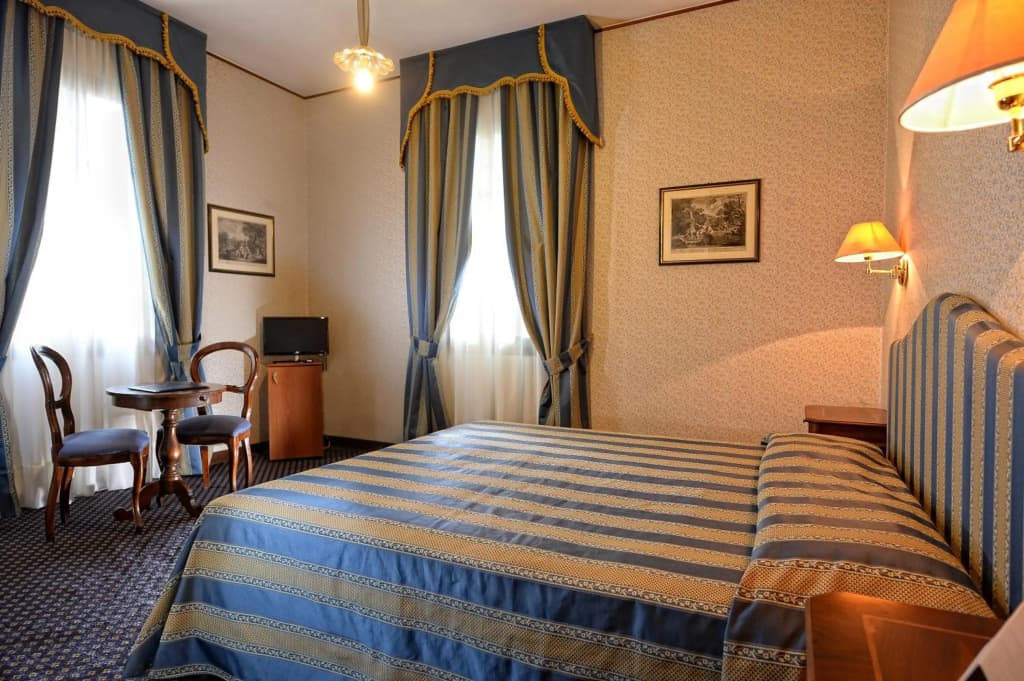 Hotel La Meridiana - photo 3