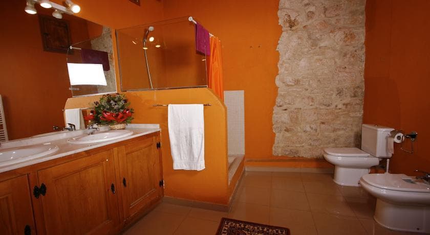 FGA Gothic Apartments - photo 8