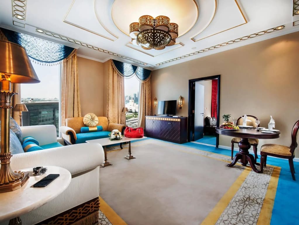 Saraya Corniche Hotel - photo 4