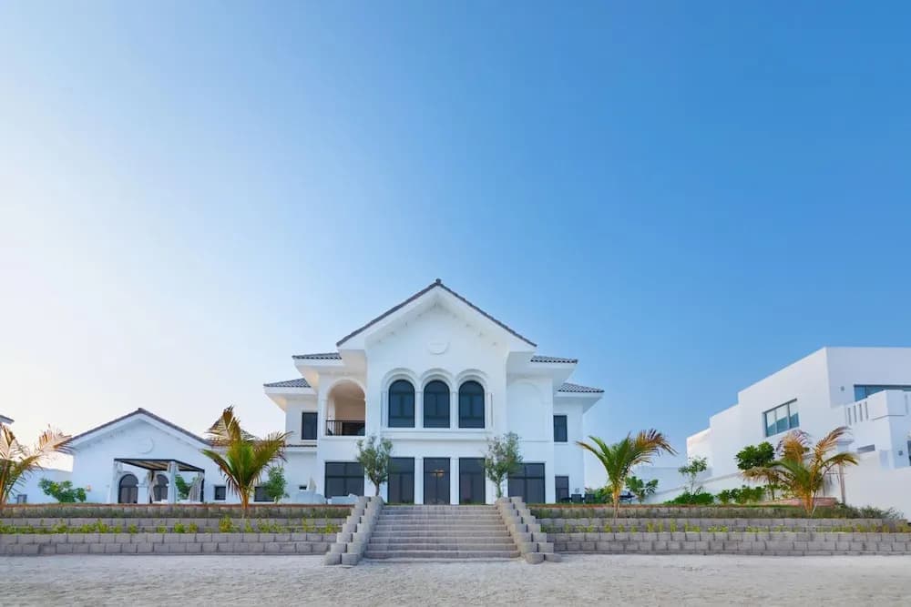 Luxury Villa w Dramatic Vw Private Beach Pool - photo 47