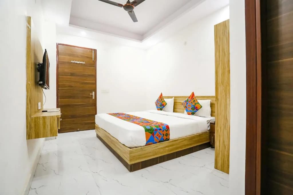 Fabhotel Silver Crown - photo 16