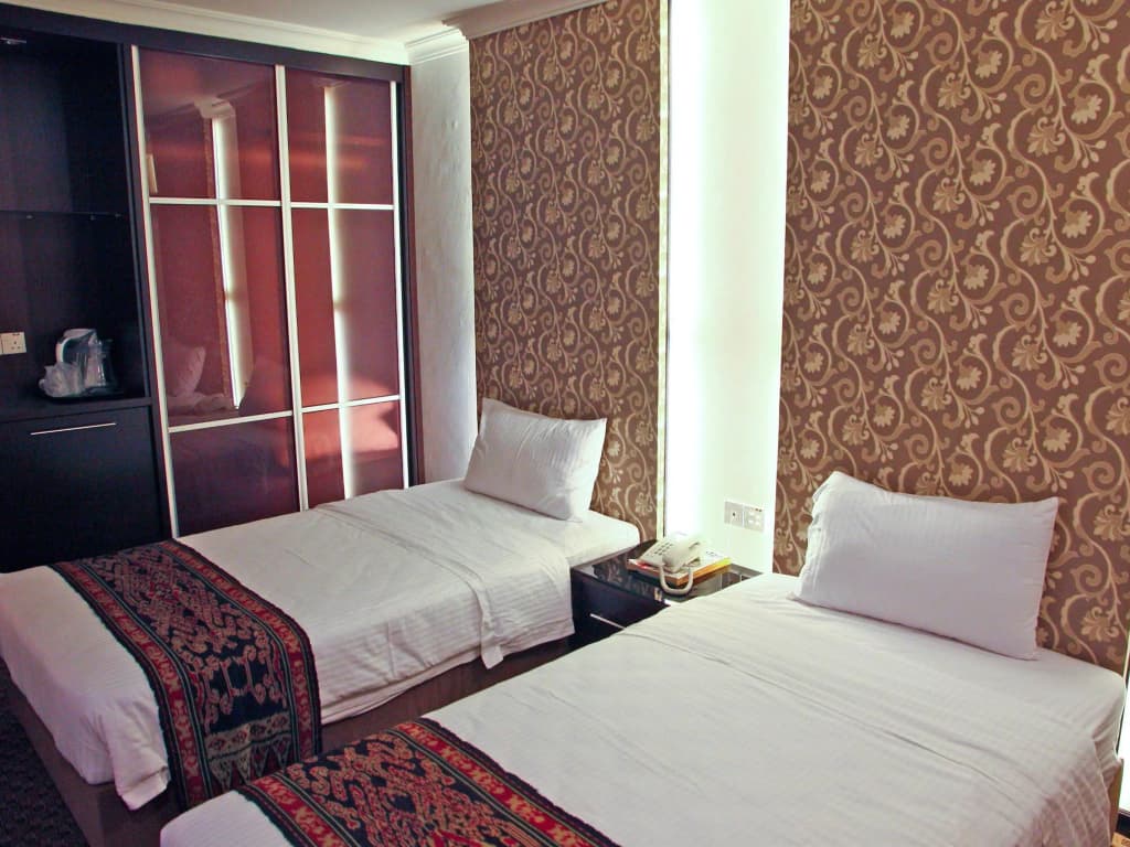 Royal Hotel - photo 3