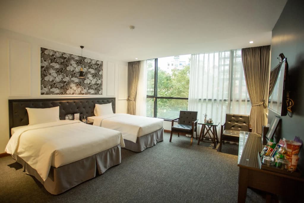 Adeline Hotel - photo 4