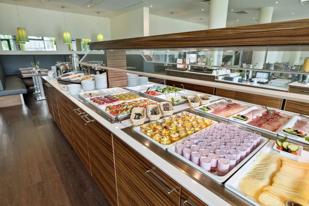 Austria Trend Hotel Doppio - photo 11