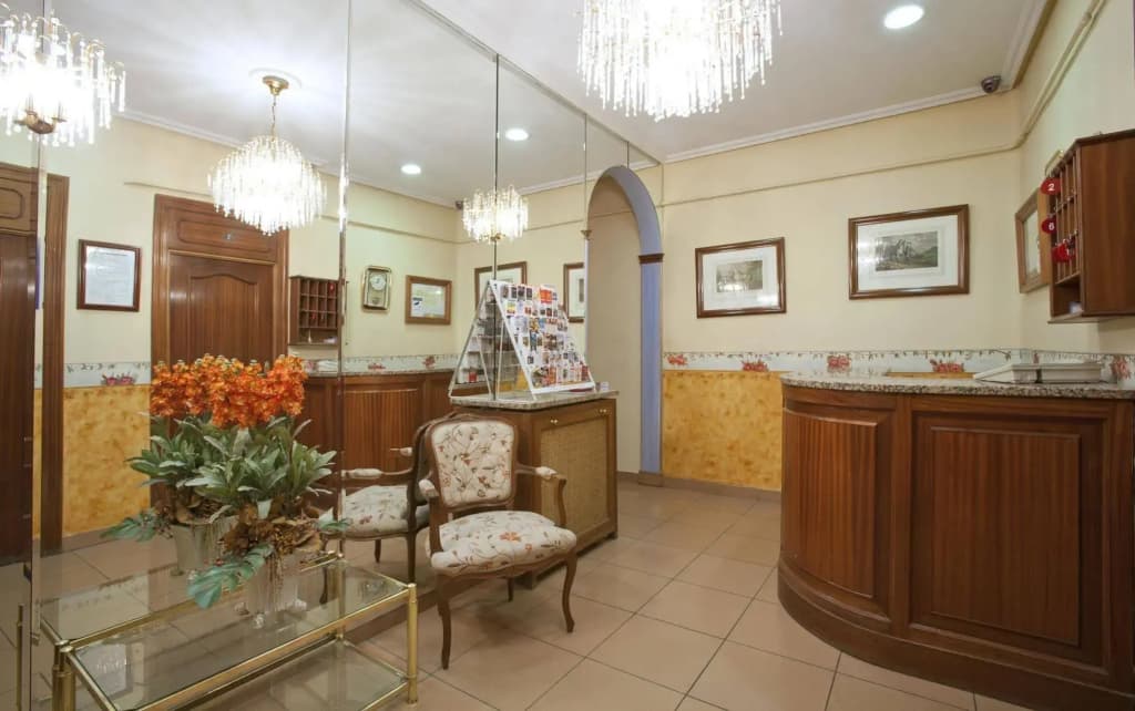 Hostal Maria Luisa - photo 15