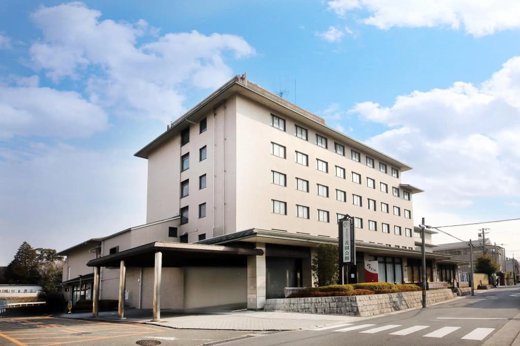 Hanazono Kaikan - photo 24