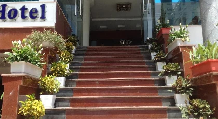 Saigon Palace by OYO Rooms - photo 30