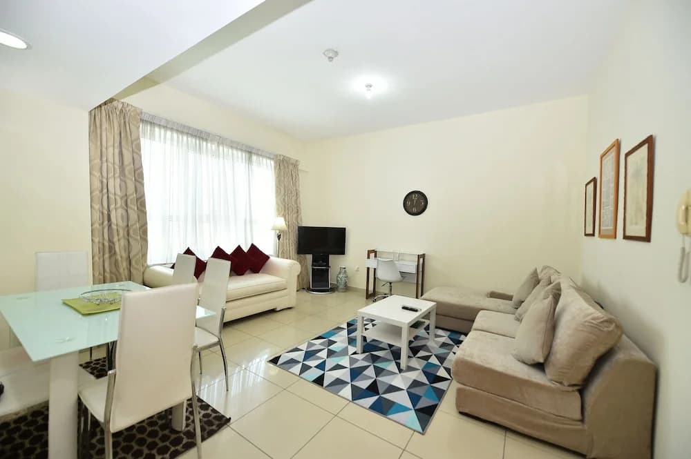 One Bedroom Apt. in JLT near Metro Station -AWD - photo 5
