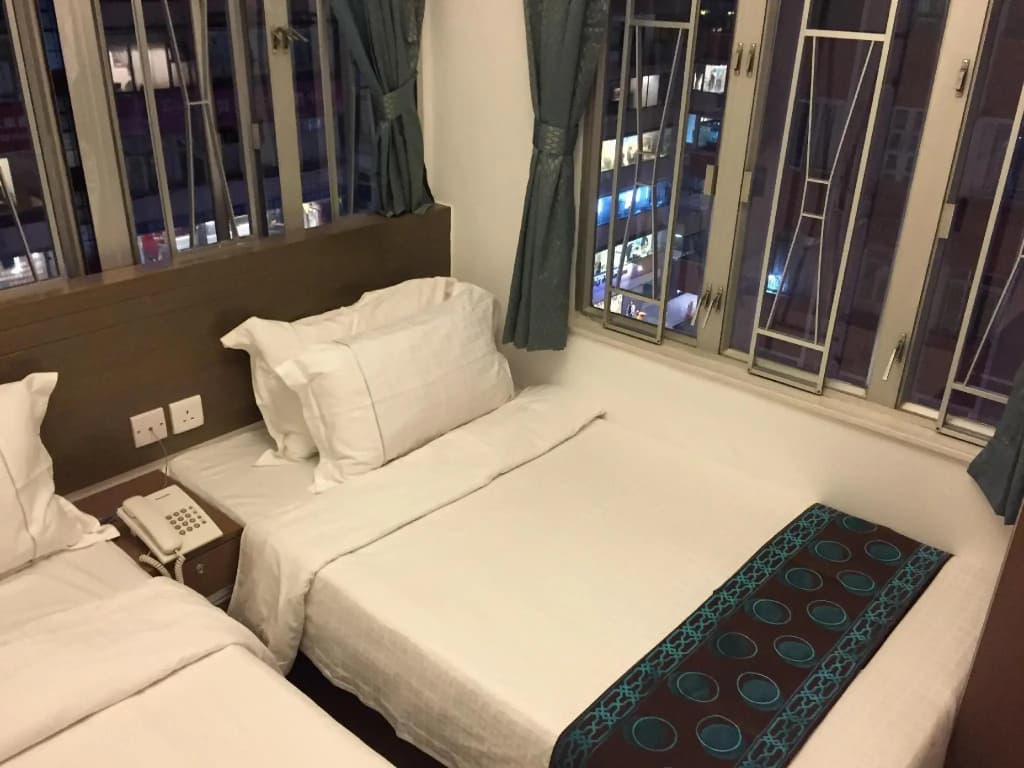 Seasons Hotel - Causeway Bay - photo 3