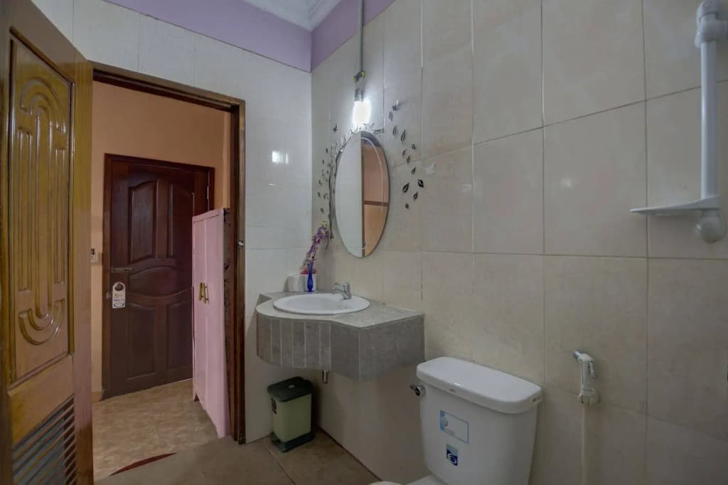 Happy Guesthouse - photo 9
