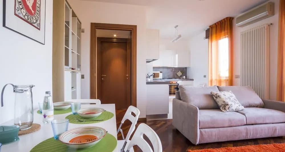 North Milan Flat - photo 4
