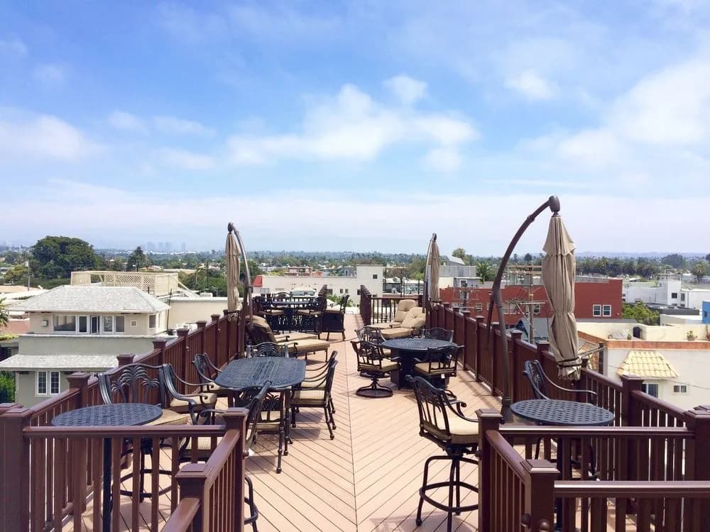 Venice Beach Suites Hotel - photo 7