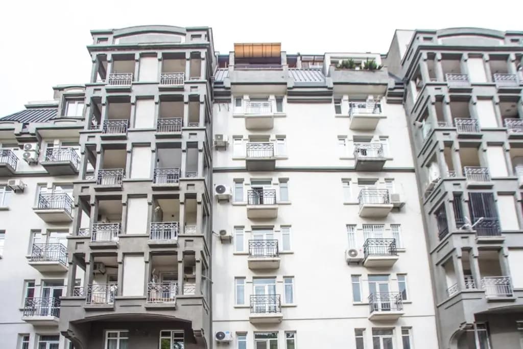 Proper Apartments In Center - main photo