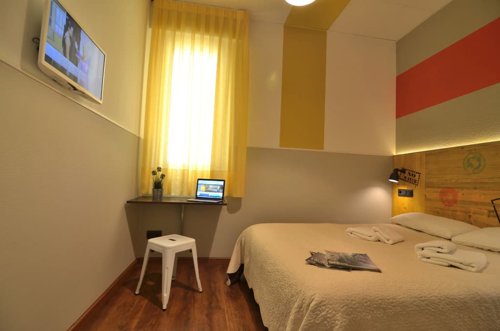 Far Home Atocha Hostel - photo 25
