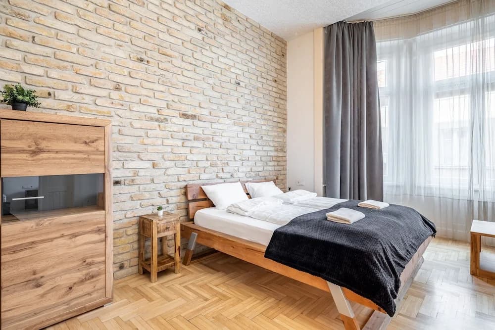 Central Luxury Apartment - photo 4
