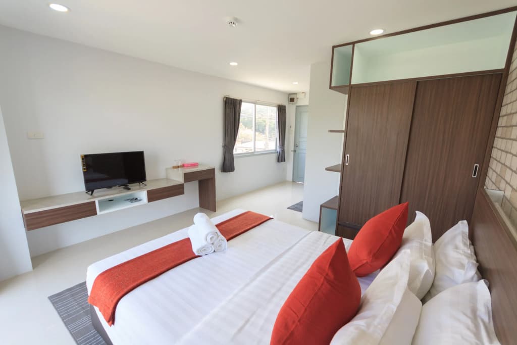 Q Space Residence - photo 4