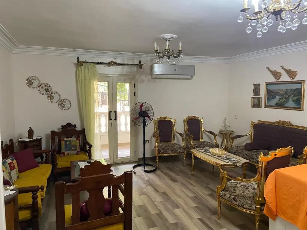 nora's apartment - photo 11