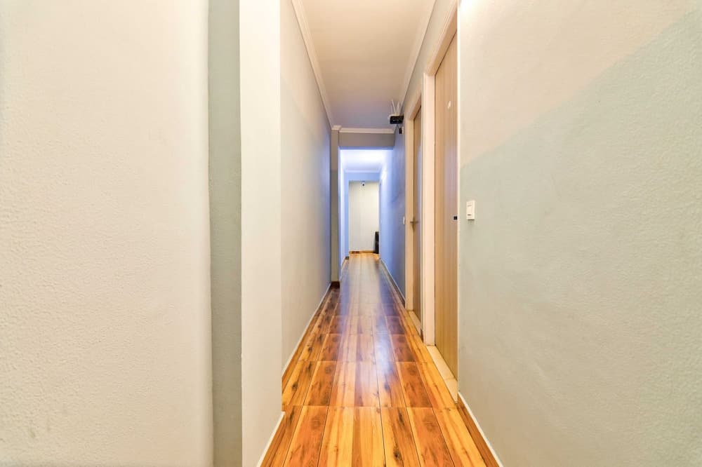 Airport Hotel Annexe - photo 14